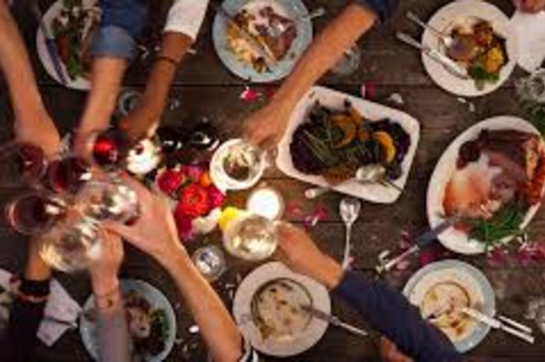 From Ghar Ka Khana to Gourmet: House Party Catering in March