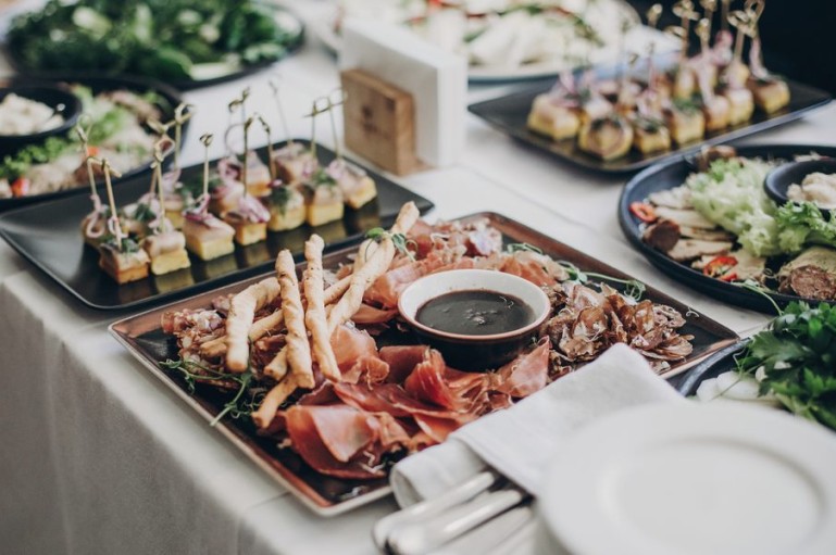 Gujarati Snacks at Events: Tiny Food, Massive Fan Following